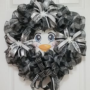 Peguin Christmas Door Decor Wreath